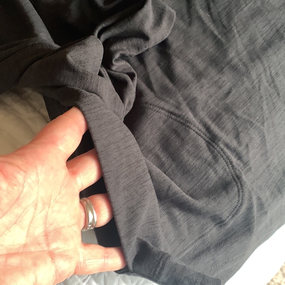 NEW Old Navy sweat wicking lightweight hoodie - Picture 4 of 7